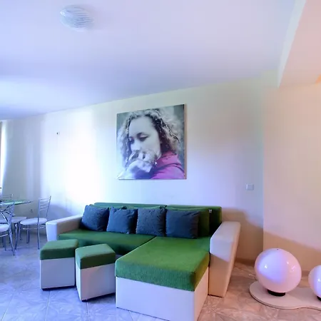 Blue Dream Deluxe Maisonette Апартаменты *